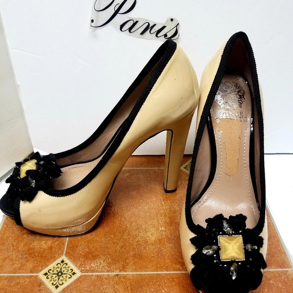 Vince Camuto Genevive Platform Heels - Picture 3 of 8